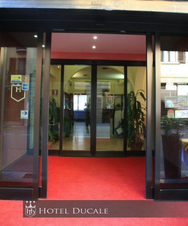 Hotel Ducale Vigevano Zimmer foto