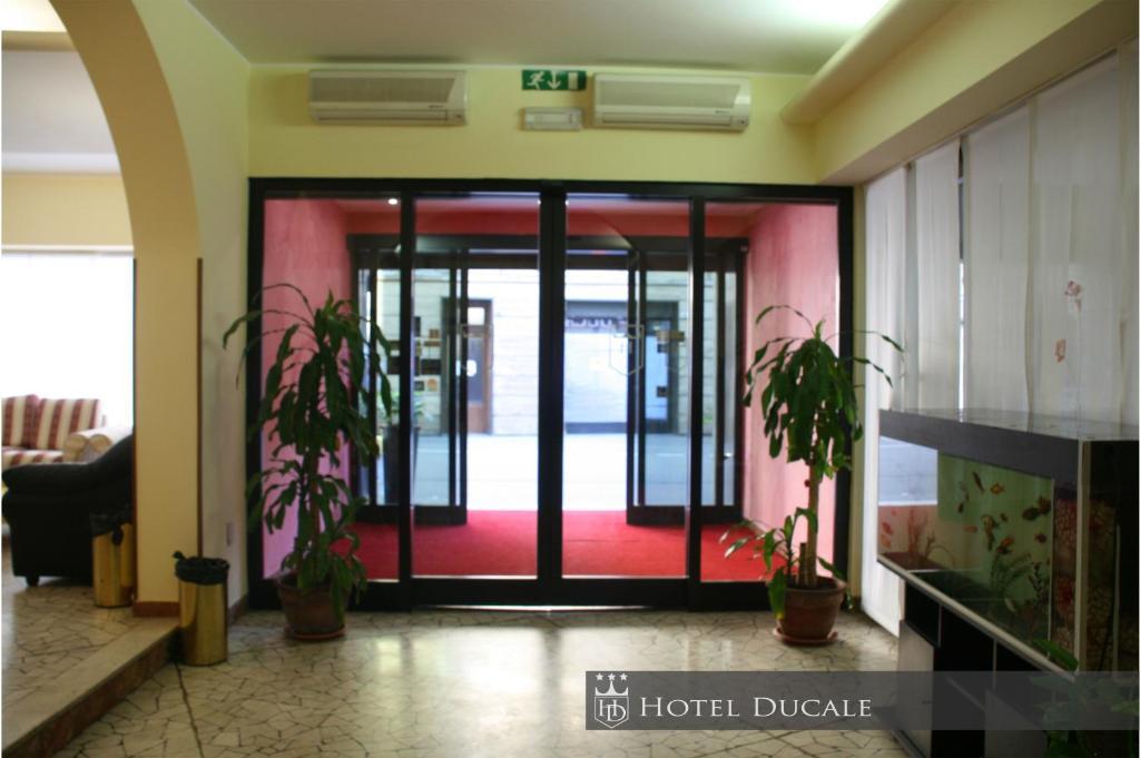 Hotel Ducale Vigevano Zimmer foto